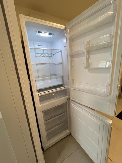 Comfort Flat With Great Location Прага Экстерьер фото